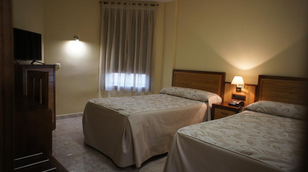 Hotel Puente Romano Alcántara Quarto foto